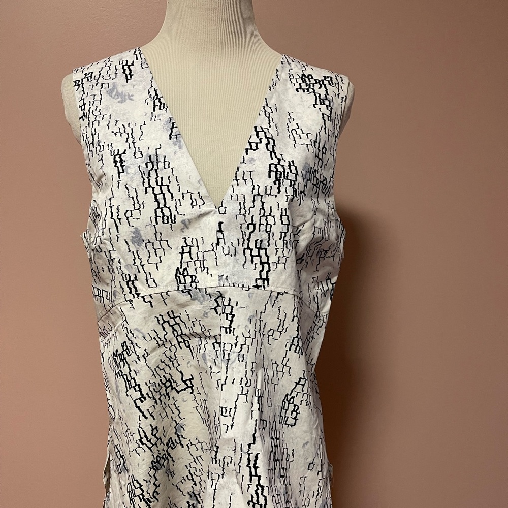 COS sleeveless top, side zipper, new with tags size US 10